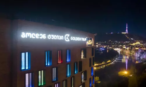 هتل گلدن تولیپ دیزاین تفلیس